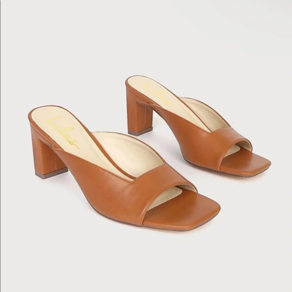Brown/Nude Lulu’s sandals/heels - Picture 3 of 4